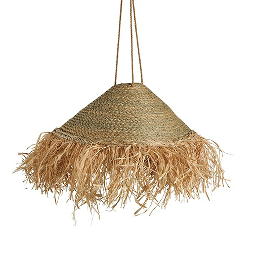 Abat-jour conique avec frange en feuilles de roseaux et raphia